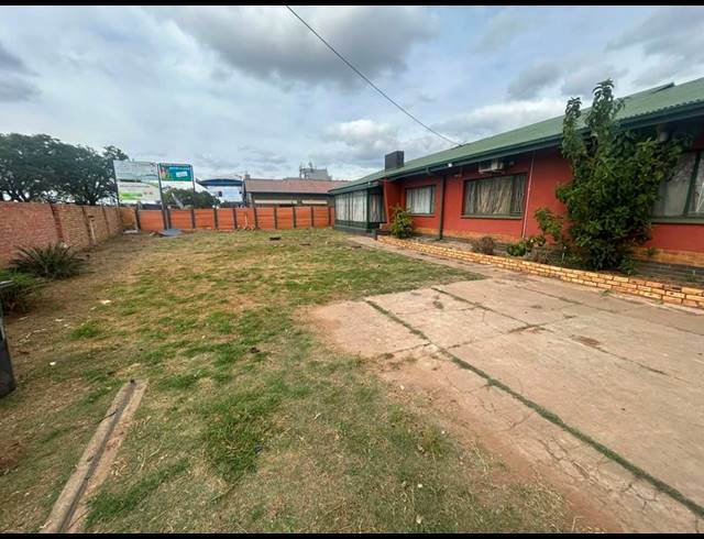 10 BEDROOM HOUSE FOR SALE IN PRETORIA GARDENS